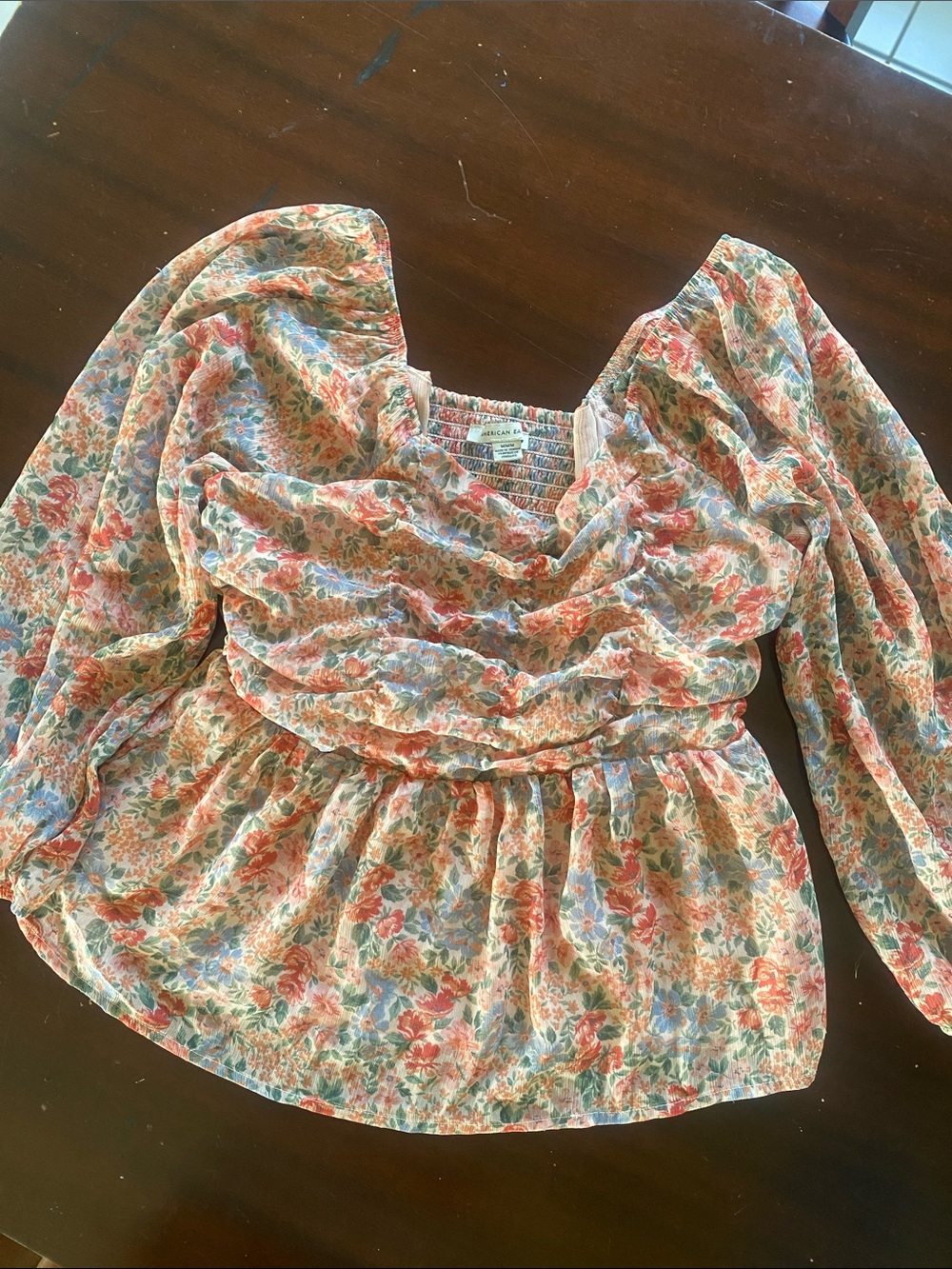 American Eagle Outfitters Floral Puff-Sleeve Blouse in Coral, Blue & Cream